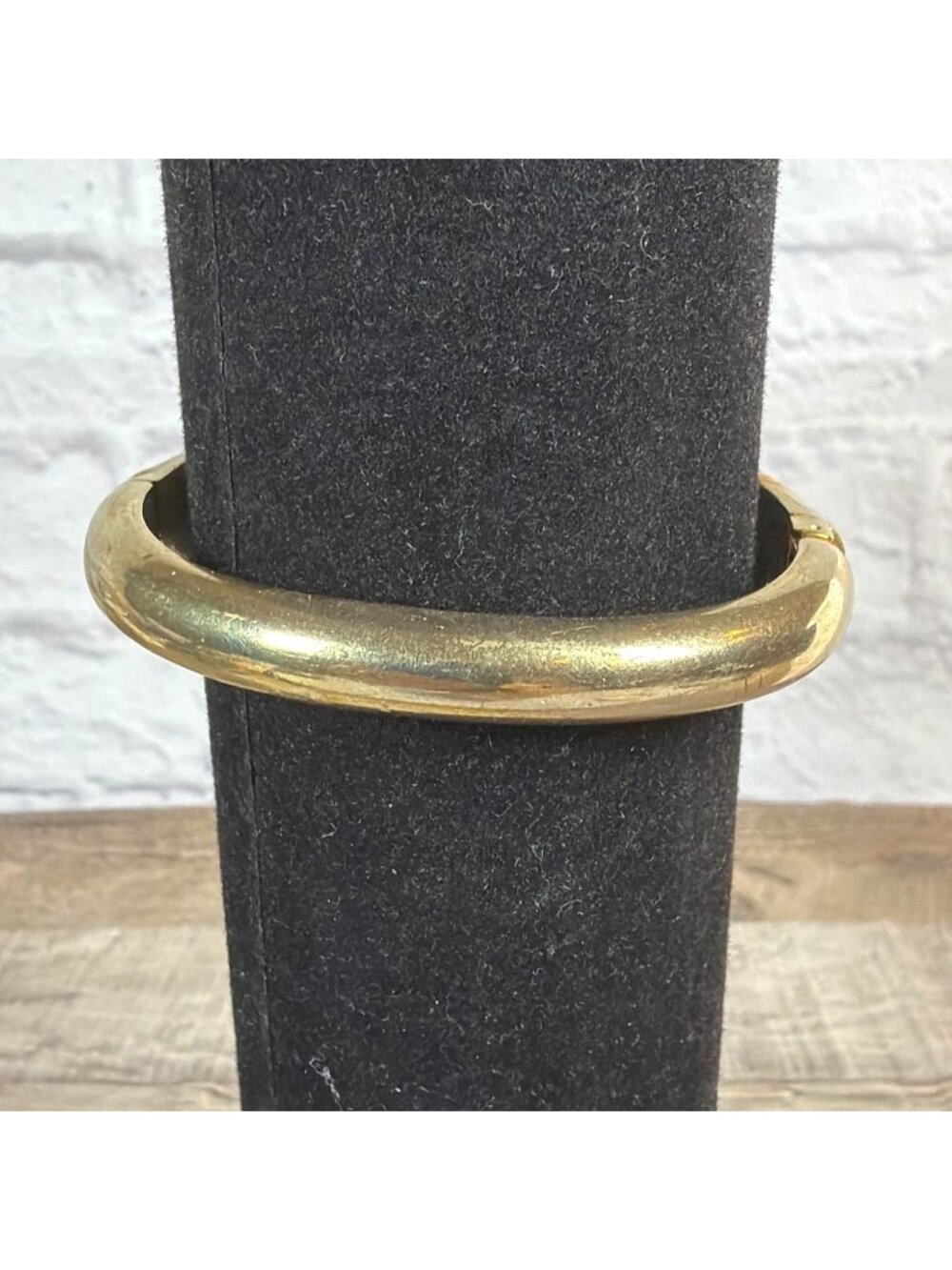 VTG Art Deco Enamel Gold Tone Hinged Bangle Rhinestone Clamper Retro Bracelet - Picture 12 of 16